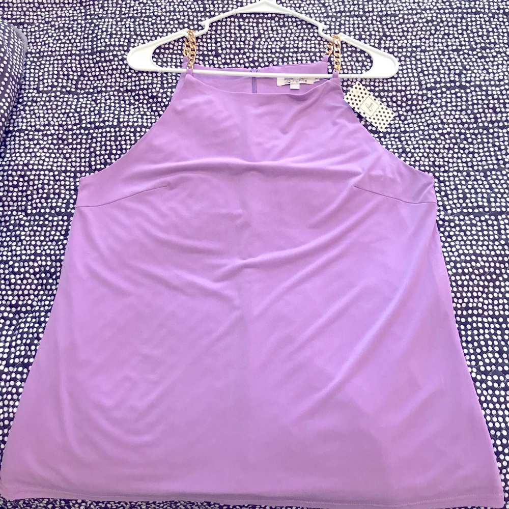 Darling lilac color summer top NWT